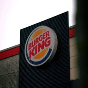 Zahlen oder Zocken: Burger King ruft zur Challenge auf [Sponsored Video]